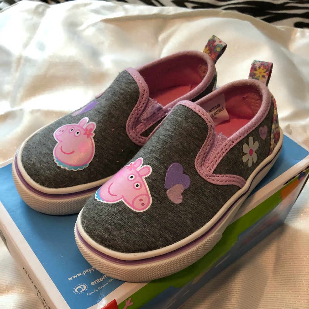 Peppa Pig Slip On’s